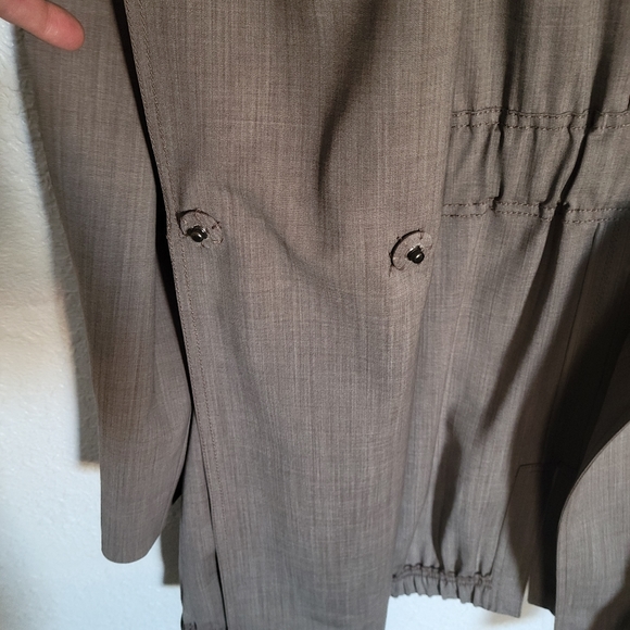 ST JOHN trench coat - Picture 7 of 9